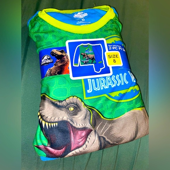 🦖Jurassic world pajamas🦖NWT dinosaur pajamas long sleeve dinosaur pajamas,SZ 8 - Picture 6 of 13